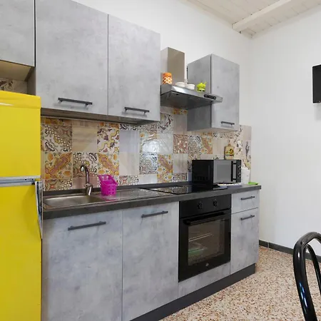 Casa Perla Vicino Al Mare Massa (Tuscany)