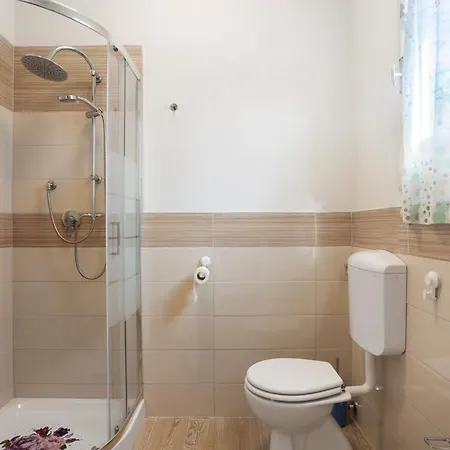 Casa Perla Vicino Al Mare Apartment *